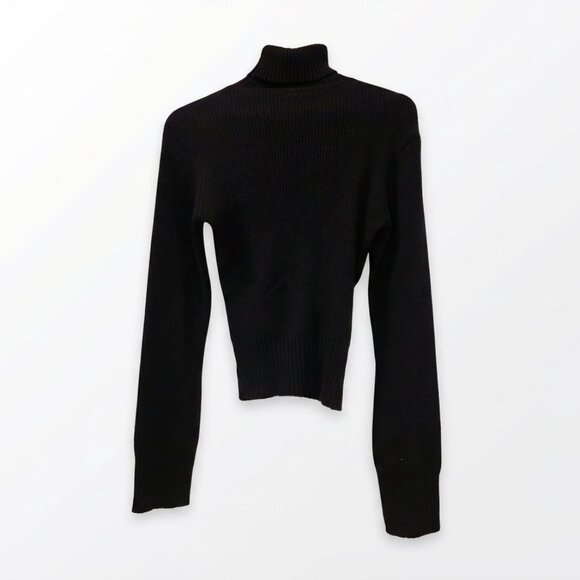 Sweater - Picture 6 of 8